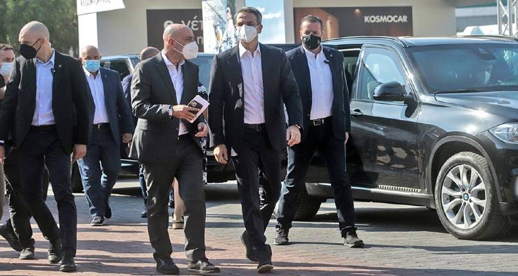 Ο Μητσοτάκης στη ΔΕΘ: Επισκέπτεται τα περίπτερα, προανήγγειλε «ανάπτυξη για όλους»