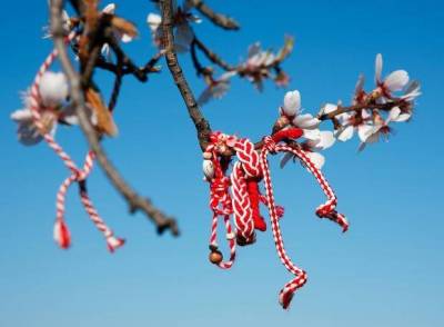 Μήπως ξεχάσατε να φορέσετε Μάρτη;