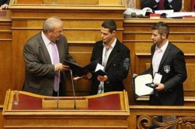 Η Ελληνική Βουλή τίμησε τους Ολυμπιονίκες μας