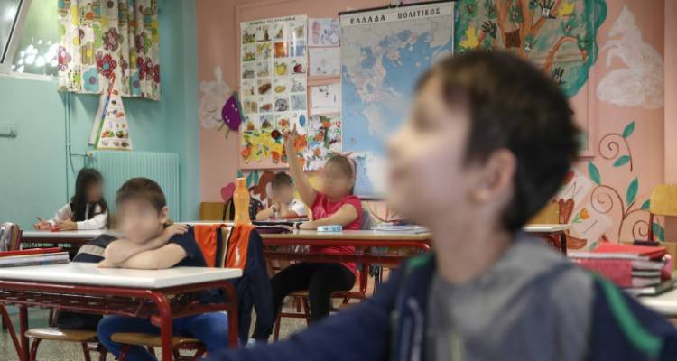 Σχολεία: Ανοίγουν νηπιαγωγεία και δημοτικά | Τα μέτρα για την επιστροφή στα θρανία