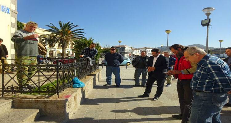 Κατέλαβαν συμβολικά το Δημαρχείο Λήμνου οι εργαζόμενοι (photos)