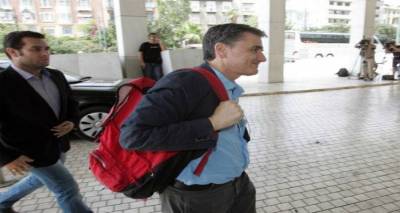 &Tau;&sigma;&alpha;&kappa;&alpha;&lambda;ώ&tau;&omicron;&sigmaf;: &Sigma;ύ&nu;&tau;&omicron;&mu;&alpha; &eta; &sigma;&upsilon;&mu;&phi;&omega;&nu;ί&alpha; &mu;&epsilon; &tau;&omicron;&upsilon;&sigmaf; &theta;&epsilon;&sigma;&mu;&omicron;ύ&sigmaf;