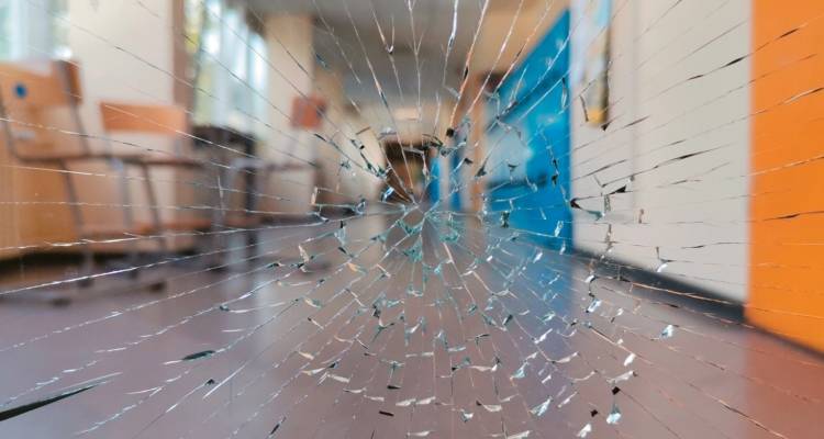 &Mu;&alpha; &tau;&iota; &sigma;&upsilon;&mu;&beta;&alpha;ί&nu;&epsilon;&iota; &epsilon;&pi;&iota;&tau;έ&lambda;&omicron;&upsilon;&sigmaf;; &Mu;&alpha;&theta;&eta;&tau;έ&sigmaf; &mu;&alpha;&chi;&alpha;&iota;&rho;&omicron;&beta;&gamma;ά&lambda;&tau;&epsilon;&sigmaf; &sigma;&tau;&alpha; &sigma;&chi;&omicron;&lambda;&epsilon;ί&alpha;