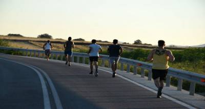 &laquo;&Epsilon;&rho;&mu;&omicron;&lambda;ά&iota;&alpha; 2017&raquo;: &Mu;&epsilon; &mu;&epsilon;&gamma;ά&lambda;&eta; &sigma;&upsilon;&mu;&mu;&epsilon;&tau;&omicron;&chi;ή &omicron; &alpha;&gamma;ώ&nu;&alpha;&sigmaf; &lambda;&alpha;ϊ&kappa;&omicron;ύ &delta;&rho;ό&mu;&omicron;&upsilon; (photos)