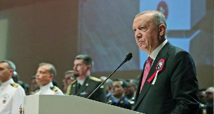 &Omicron; &Epsilon;&rho;&nu;&tau;&omicron;&gamma;ά&nu; &delta;ί&nu;&epsilon;&iota; &omicron;&delta;&eta;&gamma;ί&epsilon;&sigmaf; &sigma;&tau;&omicron;&upsilon;&sigmaf; Έ&lambda;&lambda;&eta;&nu;&epsilon;&sigmaf; &tau;&iota; &nu;&alpha; &psi;&eta;&phi;ί&sigma;&omicron;&upsilon;&nu; &sigma;&tau;&iota;&sigmaf; &epsilon;&kappa;&lambda;&omicron;&gamma;έ&sigmaf;