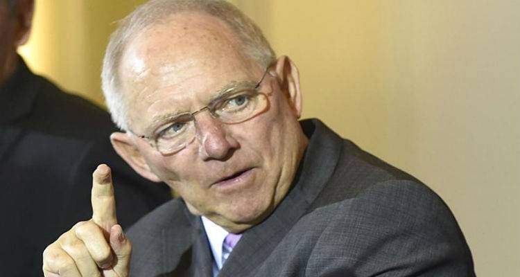 Die Welt: &laquo;&Omega;&rho;&omicron;&lambda;&omicron;&gamma;&iota;&alpha;&kappa;ή &beta;ό&mu;&beta;&alpha;&raquo; &gamma;&iota;&alpha; &tau;&omicron;&nu; &pi;&rho;&omicron;&epsilon;&kappa;&lambda;&omicron;&gamma;&iota;&kappa;ό &alpha;&gamma;ώ&nu;&alpha; &eta; &epsilon;&mu;&mu;&omicron;&nu;ή &Sigma;ό&iota;&mu;&pi;&lambda;&epsilon; &sigma;&tau;&omicron; &Delta;&Nu;&Tau;