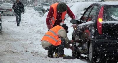 Παγωμένοι δρόμοι: Συμβουλές προς οδηγούς και πεζούς από την Αστυνομική Διεύθυνση Β. Αιγαίου