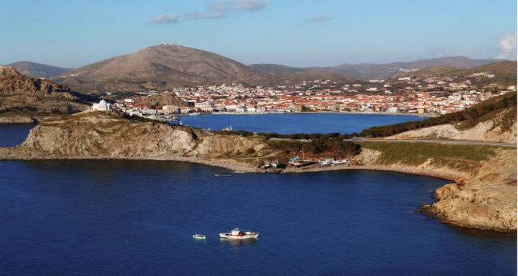 &Lambda;ή&mu;&nu;&omicron;&sigmaf;: &Alpha;&gamma;&rho;ό&kappa;&tau;&eta;&mu;&alpha; &rho;&iota;&gamma;&mu;έ&nu;&omicron; &sigma;&tau;&omicron; &mu;έ&sigma;&omicron;&nu; &tau;&omicron;&upsilon; &pi;&epsilon;&lambda;ά&gamma;&omicron;&upsilon;&sigmaf;