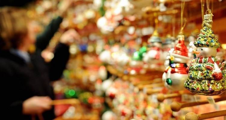 Ανακοινώθηκε από τον Εμπορικό Σύλλογο Λήμνου το εορταστικό ωράριο των καταστημάτων