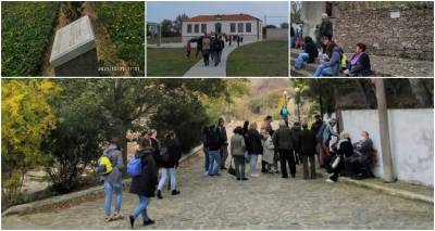 &Phi;ί&lambda;&omicron;&iota; &Pi;&alpha;&lambda;&iota;ά&sigmaf; &Mu;&eta;&tau;&rho;ό&pi;&omicron;&lambda;&eta;&sigmaf;: &Mu;&epsilon;&tau;ά &tau;&omicron; &Mu;&omicron;ύ&delta;&rho;&omicron; &kappa;&alpha;&iota; &tau;&omicron; &Rho;&omicron;&upsilon;&sigma;&sigma;&omicron;&pi;&omicron;ύ&lambda;&iota; &pi;ά&nu;&epsilon; &sigma;&tau;&omicron; &Phi;ά&rho;&omicron; &tau;&eta;&sigmaf; &Pi;&lambda;ά&kappa;&alpha;&sigmaf;