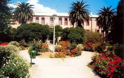 &Epsilon;&kappa;&tau;ό&sigmaf; &delta;&iota;&alpha;&theta;&epsilon;&sigma;&iota;&mu;ό&tau;&eta;&tau;&alpha;&sigmaf; &Beta;ό&rho;&epsilon;&iota;&omicron; &kappa;&alpha;&iota; &Nu;ό&tau;&iota;&omicron; &Alpha;&iota;&gamma;&alpha;ί&omicron;