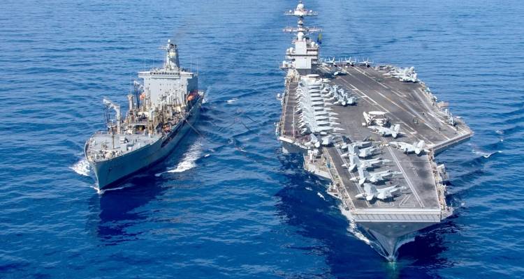 Σύννεφα πολέμου πάνω από την Καραϊβική | Ο Τραμπ στέλνει αεροπλανοφόρο και η Βενεζουέλα αντιδρά, τι συμβαίνει