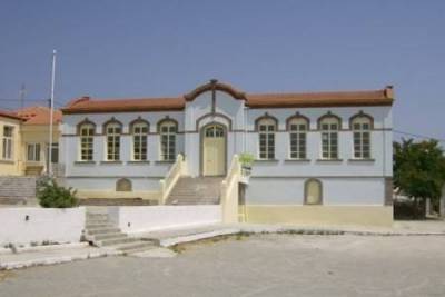 Τα δημοτικά σχολεία Μούδρου και Κοντοπουλίου «Γεφυρώνουν τον κόσμο μας» (mp3)