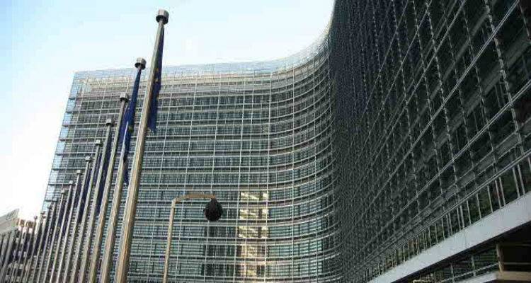 &Eta; &Kappa;&omicron;&mu;&iota;&sigma;&iota;ό&nu; &alpha;&pi;&alpha;&gamma;ό&rho;&epsilon;&upsilon;&sigma;&epsilon; &sigma;&tau;&alpha; &sigma;&tau;&epsilon;&lambda;έ&chi;&eta; &tau;&eta;&sigmaf; &nu;&alpha; &chi;&rho;&eta;&sigma;&iota;&mu;&omicron;&pi;&omicron;&iota;&omicron;ύ&nu; &delta;&eta;&mu;ό&sigma;&iota;&alpha; &tau;&eta; &lambda;έ&xi;&eta; Brexit