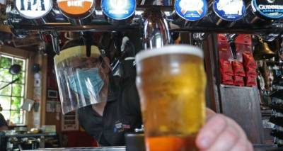 Κορονοϊός – Βρετανία : Επικρίνονται βουλευτές επειδή παραβίασαν τους κανόνες προστασίας