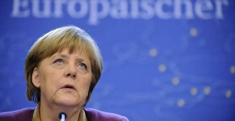 &Mu;έ&rho;&kappa;&epsilon;&lambda;: &Eta; &Epsilon;&lambda;&lambda;ά&delta;&alpha; &delta;&epsilon;&nu; έ&pi;&rho;&epsilon;&pi;&epsilon; &nu;&alpha; έ&chi;&epsilon;&iota; &mu;&pi;&epsilon;&iota; &sigma;&tau;&omicron; &epsilon;&upsilon;&rho;ώ