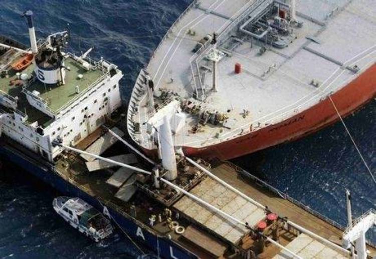 &Sigma;ύ&gamma;&kappa;&rho;&omicron;&upsilon;&sigma;&eta; &phi;&omicron;&rho;&tau;&eta;&gamma;ώ&nu; &pi;&lambda;&omicron;ί&omega;&nu; &alpha;&nu;&omicron;&iota;&chi;&tau;ά &tau;&eta;&sigmaf; Ά&nu;&delta;&rho;&omicron;&upsilon;