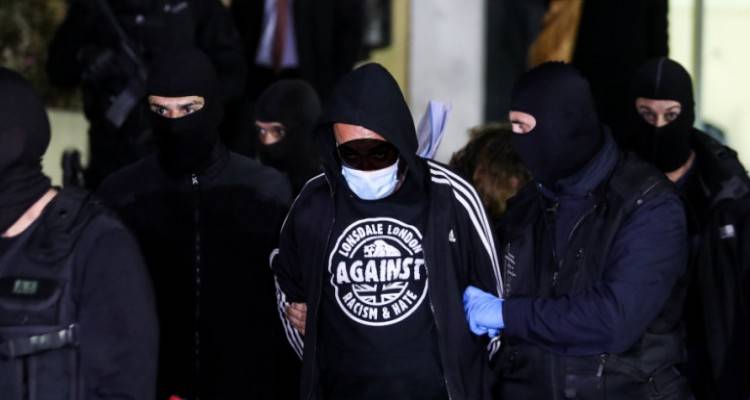 Επεισόδια στη Νέα Σμύρνη: Προφυλακιστέος ο «Ινδιάνος» -Ο 30χρονος Ελληνοϊρακινός που κατηγορείται ότι έριξε τον αστυνομικό