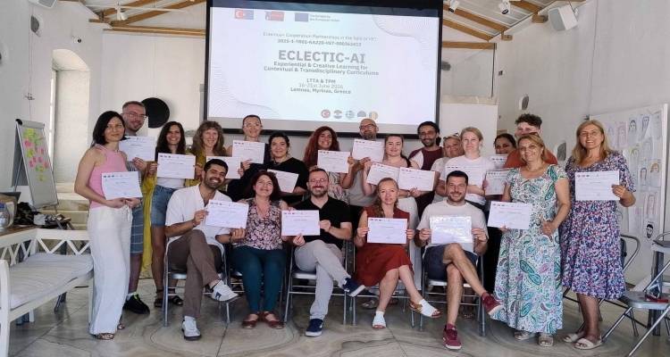 &Tau;&omicron; &Epsilon;&Pi;&Alpha;&Lambda; &Mu;ύ&rho;&iota;&nu;&alpha;&sigmaf; έ&phi;&epsilon;&rho;&epsilon; &tau;&eta;&nu; &Epsilon;&upsilon;&rho;ώ&pi;&eta; &kappa;&alpha;&iota; &tau;&eta;&nu; &Tau;&epsilon;&chi;&nu;&eta;&tau;ή &Nu;&omicron;&eta;&mu;&omicron;&sigma;ύ&nu;&eta; &sigma;&tau;&eta; &Lambda;ή&mu;&nu;&omicron; &mu;έ&sigma;&omega; &tau;&omicron;&upsilon; &pi;&rho;&omicron;&gamma;&rho;ά&mu;&mu;&alpha;&tau;&omicron;&sigmaf; ECLECTIC-AI
