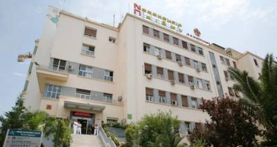 &Sigma;&omicron;&kappa; &sigma;&tau;&omicron; &Pi;&epsilon;&rho;&iota;&sigma;&tau;έ&rho;&iota; &mu;&epsilon; &tau;&alpha; έ&xi;&iota; &alpha;&nu;ή&lambda;&iota;&kappa;&alpha; &pi;&alpha;&iota;&delta;&iota;ά &pi;&omicron;&upsilon; &zeta;&omicron;ύ&sigma;&alpha;&nu; &sigma;&epsilon; ά&theta;&lambda;&iota;&epsilon;&sigmaf; &sigma;&upsilon;&nu;&theta;ή&kappa;&epsilon;&sigmaf;: &laquo;H&tau;&alpha;&nu; &pi;&alpha;&rho;&alpha;&mu;&epsilon;&lambda;&eta;&mu;έ&nu;&alpha;, &alpha;&lambda;&lambda;ά ό&chi;&iota; &kappa;&alpha;&kappa;&omicron;&pi;&omicron;&iota;&eta;&mu;έ&nu;&alpha;&raquo; &lambda;έ&nu;&epsilon; &mu;&alpha;&rho;&tau;&upsilon;&rho;ί&epsilon;&sigmaf;