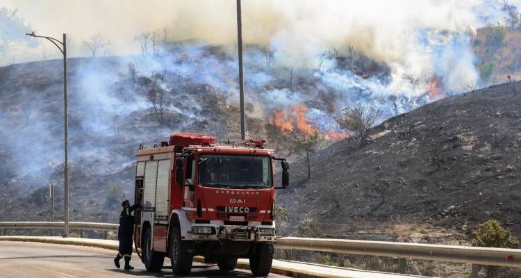 &Chi;ί&omicron;&sigmaf;: &Mu;&alpha;ί&nu;&omicron;&nu;&tau;&alpha;&iota; &omicron;&iota; &pi;&upsilon;&rho;&kappa;&alpha;&gamma;&iota;έ&sigmaf; -&Nu;έ&omicron; 112, έ&chi;&omicron;&upsilon;&nu; &epsilon;&kappa;&kappa;&epsilon;&nu;&omega;&theta;&epsilon;ί 16 &omicron;&iota;&kappa;&iota;&sigma;&mu;&omicron;ί, &epsilon;&nu;&iota;&sigma;&chi;ύ&omicron;&nu;&tau;&alpha;&iota; &omicron;&iota; &delta;&upsilon;&nu;ά&mu;&epsilon;&iota;&sigmaf; &tau;&eta;&sigmaf; &Pi;&upsilon;&rho;&omicron;&sigma;&beta;&epsilon;&sigma;&tau;&iota;&kappa;ή&sigmaf;