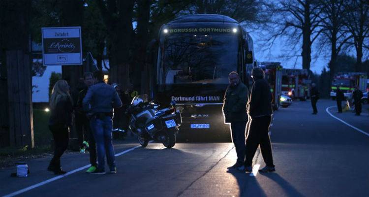 &Nu;&tau;ό&rho;&tau;&mu;&omicron;&upsilon;&nu;&tau;: &Mu;&epsilon; &epsilon;&pi;&alpha;&gamma;&gamma;&epsilon;&lambda;&mu;&alpha;&tau;&iota;&kappa;ό &mu;&eta;&chi;&alpha;&nu;&iota;&sigma;&mu;ό &eta; &epsilon;&pi;ί&theta;&epsilon;&sigma;&eta; - &Tau;&alpha; &tau;&rho;&iota;&pi;&lambda;ά &tau;&zeta;ά&mu;&iota;&alpha; έ&sigma;&omega;&sigma;&alpha;&nu; &tau;&omicron;&upsilon;&sigmaf; &pi;&alpha;ί&kappa;&tau;&epsilon;&sigmaf;