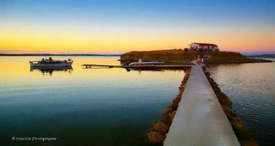 &Lambda;ή&mu;&nu;&omicron;&sigmaf;: &Pi;&alpha;&nu;&sigma;έ&lambda;&eta;&nu;&omicron;&sigmaf; &sigma;&tau;&omicron;&nu; Ά&gamma;&iota;&omicron; &Nu;&iota;&kappa;ό&lambda;&alpha;&omicron; &Nu;έ&alpha;&sigmaf; &Kappa;&omicron;ύ&tau;&alpha;&lambda;&eta;&sigmaf;