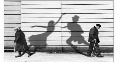 &Lambda;ή&mu;&nu;&omicron;&sigmaf;: &Omicron;&mu;&iota;&lambda;ί&alpha; &gamma;&iota;&alpha; &laquo;&Tau;&alpha; &omicron;&phi;έ&lambda;&eta; &tau;&eta;&sigmaf; &sigma;&omega;&mu;&alpha;&tau;&iota;&kappa;ή&sigmaf; ά&sigma;&kappa;&eta;&sigma;&eta;&sigmaf; &sigma;&tau;&eta; &psi;&upsilon;&chi;&iota;&kappa;ή &upsilon;&gamma;&epsilon;ί&alpha;&raquo;