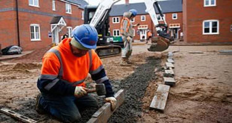 Κορονοϊός – Βρετανία: Προσχέδιο της κυβέρνησης για επάνοδο στην κανονικότητα