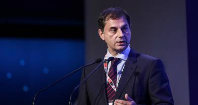 Θεοχάρης: Χωρίς τεστ και καραντίνα η επανεκκίνηση του τουρισμού