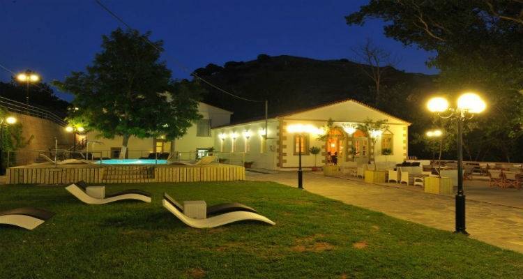 Φαγητό, χορός και… απρόσμενα στην κοπή πίτας του Limnos Sports Club