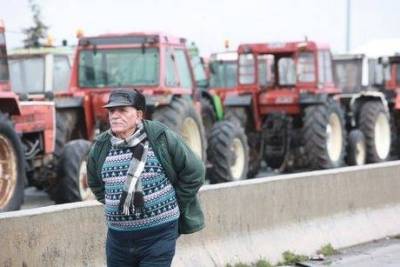 &Alpha;&gamma;&rho;&omicron;&tau;&iota;&kappa;ό &sigma;&upsilon;&lambda;&lambda;&alpha;&lambda;&eta;&tau;ή&rho;&iota;&omicron; &sigma;&tau;&eta;&nu; &Alpha;&theta;ή&nu;&alpha; &tau;&eta;&nu; &epsilon;&rho;&chi;ό&mu;&epsilon;&nu;&eta; &Tau;&rho;ί&tau;&eta;