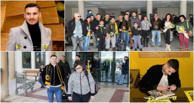 &Delta;&epsilon;ί&tau;&epsilon; &pi;ώ&sigmaf; &upsilon;&pi;&omicron;&delta;έ&chi;&theta;&eta;&kappa;&alpha;&nu; &tau;&omicron;&nu; Έ&lambda;&nu;&tau;&epsilon;&rho; &Lambda;ό&pi;&epsilon;&sigmaf; &omicron;&iota; &Alpha;&Epsilon;&Kappa;&tau;&zeta;ή&delta;&epsilon;&sigmaf; &sigma;&tau;&eta; &Lambda;ή&mu;&nu;&omicron;! (photos)