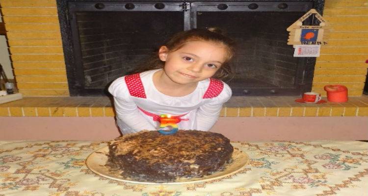 &laquo;&Epsilon;&upsilon;&chi;&alpha;&rho;&iota;&sigma;&tau;ώ&raquo; &alpha;&pi;ό &tau;&omicron;&upsilon;&sigmaf; &gamma;&omicron;&nu;&epsilon;ί&sigmaf; &tau;&eta;&sigmaf; &mu;&iota;&kappa;&rho;ή&sigmaf; &Mu;&epsilon;&lambda;ί&nu;&alpha;&sigmaf;