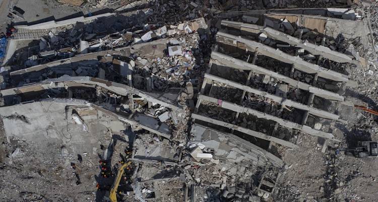 &Tau;&omicron;&upsilon;&rho;&kappa;ί&alpha;: &Omicron; &Epsilon;&rho;&nu;&tau;&omicron;&gamma;ά&nu; &chi;ά&rho;&iota;&zeta;&epsilon; &pi;&rho;ό&sigma;&tau;&iota;&mu;&alpha; &sigma;&tau;&omicron;&upsilon;&sigmaf; &epsilon;&rho;&gamma;&omicron;&lambda;ά&beta;&omicron;&upsilon;&sigmaf; &kappa;&alpha;&iota; &tau;ώ&rho;&alpha; &tau;&omicron;&upsilon;&sigmaf; &kappa;&upsilon;&nu;&eta;&gamma;ά - 75.000 &kappa;&tau;ί&rho;&iota;&alpha; &chi;&omega;&rho;ί&sigmaf; &pi;&rho;&omicron;&delta;&iota;&alpha;&gamma;&rho;&alpha;&phi;έ&sigmaf;