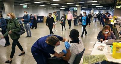 Ρεκόρ εμβολιασμών στη Βρετανία εν όψει καλοκαιρινών διακοπών