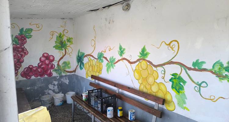 &Lambda;ή&mu;&nu;&omicron;&sigmaf;: &Chi;&rho;ώ&mu;&alpha; &kappa;&alpha;&iota; &phi;&omega;&sigmaf; &sigma;&tau;&iota;&sigmaf; &sigma;&tau;ά&sigma;&epsilon;&iota;&sigmaf; &tau;&omicron;&upsilon; &Alpha;&gamma;ί&omicron;&upsilon; &Delta;&eta;&mu;&eta;&tau;&rho;ί&omicron;&upsilon; &delta;&iota;&alpha; &chi;&epsilon;&iota;&rho;ό&sigmaf; &Pi;&alpha;&nu;&alpha;&gamma;&iota;ώ&tau;&eta; &Sigma;&phi;&upsilon;&rho;ή !