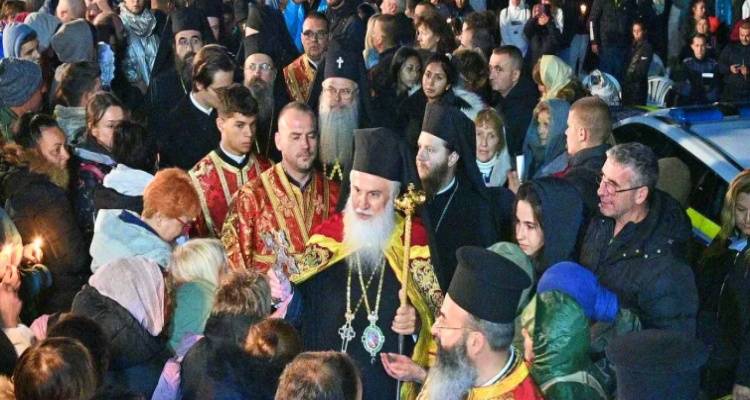 Ο Μητροπολίτης Λήμνου κ. Ιερόθεος στις λατρευτικές εκδηλώσεις για την Ύψωση του Τιμίου Σταυρού στο Πλόβντιβ