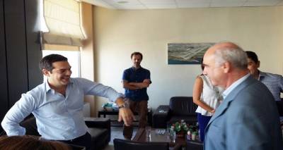 &Nu;.&Delta;. &kappa;&alpha;&lambda;&epsilon;ί &Sigma;&Upsilon;&Rho;&Iota;&Zeta;&Alpha; &sigma;&epsilon; &kappa;&upsilon;&beta;έ&rho;&nu;&eta;&sigma;&eta; &sigma;&upsilon;&nu;&epsilon;&rho;&gamma;&alpha;&sigma;ί&alpha;&sigmaf;