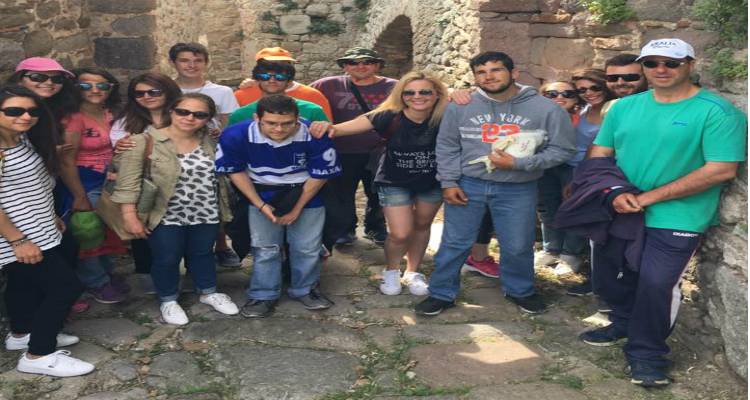 &Tau;&omicron; &Epsilon;&Epsilon;&Epsilon;&Epsilon;&Kappa; &Lambda;ή&mu;&nu;&omicron;&upsilon; &gamma;&nu;ώ&rho;&iota;&sigma;&epsilon; &tau;&omicron; &Kappa;ά&sigma;&tau;&rho;&omicron; &tau;&eta;&sigmaf; &Mu;ύ&rho;&iota;&nu;&alpha;&sigmaf; (photos)