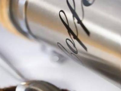 &Omicron;&iota; Έ&lambda;&lambda;&eta;&nu;&epsilon;&sigmaf; &pi;&rho;&omicron;&tau;&iota;&mu;&omicron;ύ&nu; &nu;&alpha;... &pi;ί&nu;&omicron;&upsilon;&nu; &kappa;&alpha;&phi;έ &sigma;&tau;&eta;&nu; &kappa;&rho;ί&sigma;&eta;