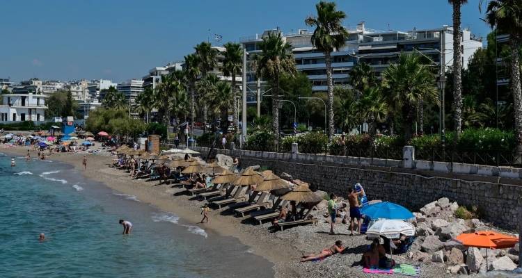 MyCoast: 11.500 &kappa;&alpha;&tau;&alpha;&gamma;&gamma;&epsilon;&lambda;ί&epsilon;&sigmaf; &gamma;&iota;&alpha; &alpha;&upsilon;&theta;&alpha;&iota;&rho;&epsilon;&sigma;ί&epsilon;&sigmaf; &sigma;&tau;&iota;&sigmaf; &pi;&alpha;&rho;&alpha;&lambda;ί&epsilon;&sigmaf; -&Pi;&omicron;&iota;&epsilon;&sigmaf; &pi;&epsilon;&rho;&iota;&omicron;&chi;έ&sigmaf; &laquo;&pi;&rho;&omega;&tau;&alpha;&gamma;&omega;&nu;&iota;&sigma;&tau;&omicron;ύ&nu;&raquo;