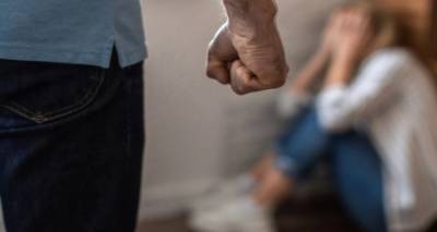 &Epsilon;&phi;&iota;ά&lambda;&tau;&eta;&sigmaf; &gamma;&iota;&alpha; 31&chi;&rho;&omicron;&nu;&eta; &sigma;&tau;&eta; &Theta;&epsilon;&sigma;&sigma;&alpha;&lambda;&omicron;&nu;ί&kappa;&eta;: &Kappa;&alpha;&tau;ή&gamma;&gamma;&epsilon;&iota;&lambda;&epsilon; 59&chi;&rho;&omicron;&nu;&omicron; &gamma;&iota;&alpha; &xi;&upsilon;&lambda;&omicron;&delta;&alpha;&rho;&mu;ό &kappa;&alpha;&tau;ά &tau;&eta;&nu; &epsilon;&rho;&omega;&tau;&iota;&kappa;ή &pi;&rho;ά&xi;&eta;, &alpha;&pi;&omicron;&kappa;ά&lambda;&upsilon;&psi;&epsilon; &pi;&omega;&sigmaf; &tau;&eta;&nu; &kappa;&alpha;&kappa;&omicron;&pi;&omicron;&iota;&omicron;ύ&sigma;&epsilon; ά&gamma;&rho;&iota;&alpha; &epsilon;&pi;ί &mu;ή&nu;&epsilon;&sigmaf;