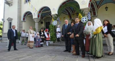 &Pi;&alpha;&nu;&eta;&gamma;&upsilon;&rho;&iota;&kappa;ή &omicron;&mu;&iota;&lambda;ί&alpha; &sigma;&tau;&omicron;&nu; &Iota;.&Nu;. &Alpha;&gamma;ί&alpha;&sigmaf; &Tau;&rho;&iota;ά&delta;&alpha;&sigmaf; &gamma;&iota;&alpha; &tau;&eta;&nu; 105&eta; &Epsilon;&pi;έ&tau;&epsilon;&iota;&omicron; &Alpha;&pi;&epsilon;&lambda;&epsilon;&upsilon;&theta;έ&rho;&omega;&sigma;&eta;&sigmaf; &tau;&eta;&sigmaf; &Lambda;ή&mu;&nu;&omicron;&upsilon;