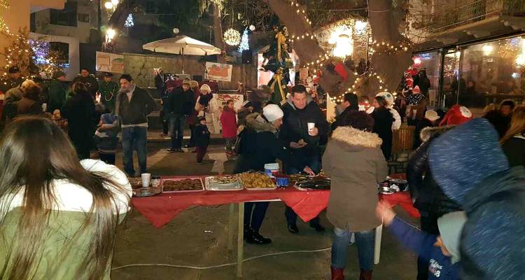 &Eta; &mu;&alpha;&gamma;&epsilon;ί&alpha; &tau;&omega;&nu; &Chi;&rho;&iota;&sigma;&tau;&omicron;&upsilon;&gamma;έ&nu;&nu;&omega;&nu; &sigma;&tau;&eta;&nu; &pi;&lambda;&alpha;&tau;&epsilon;ί&alpha; &tau;&omicron;&upsilon; &Kappa;ά&sigma;&pi;&alpha;&kappa;&alpha; (photos)
