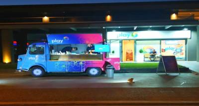 &Eta; &kappa;&alpha;&nu;&tau;ί&nu;&alpha; &tau;&omicron;&upsilon; Play &Omicron;pap έ&phi;&tau;&alpha;&sigma;&epsilon; &Lambda;ή&mu;&nu;&omicron; &gamma;&iota;&alpha; &mu;&iota;&alpha; &beta;&rho;&alpha;&delta;&iota;ά &gamma;&epsilon;&mu;ά&tau;&eta; &epsilon;&kappa;&pi;&lambda;ή&xi;&epsilon;&iota;&sigmaf;