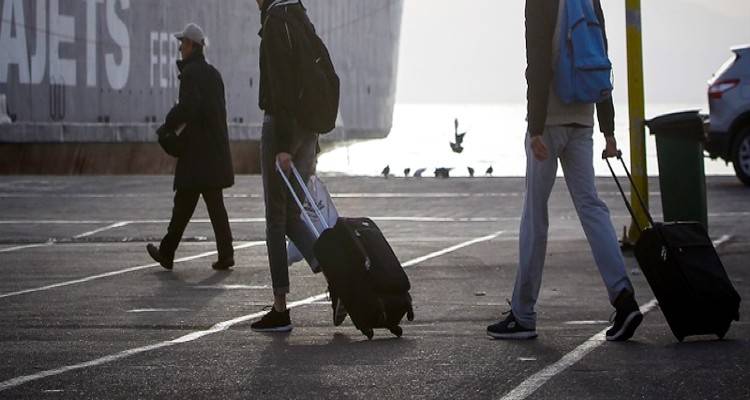 Λήμνος: Βαλίτσα… αγνοείται στο Βόρειο Αιγαίο