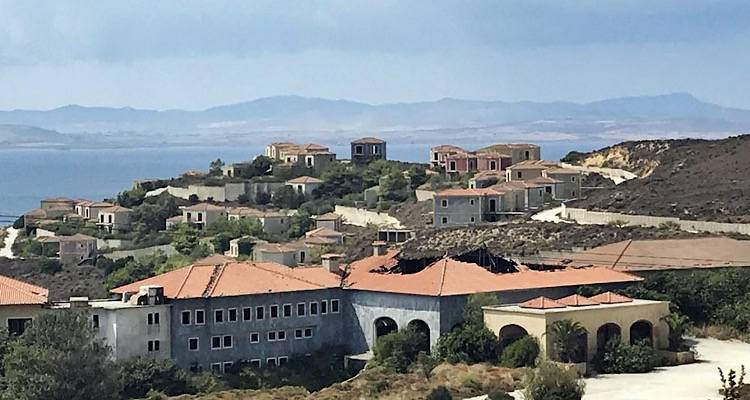 &Kappa;&alpha;&beta;&epsilon;ί&rho;&iota;&alpha; Palace: &Tau;&omicron; &mu;&epsilon;&gamma;&alpha;&lambda;ύ&tau;&epsilon;&rho;&omicron; &xi;&epsilon;&nu;&omicron;&delta;&omicron;&chi;&epsilon;ί&omicron; &phi;ά&nu;&tau;&alpha;&sigma;&mu;&alpha; &tau;&omicron;&upsilon; &Alpha;&iota;&gamma;&alpha;ί&omicron;&upsilon; &kappa;&alpha;&iota; &omicron;&iota; &pi;&epsilon;&rho;&iota;&pi;έ&tau;&epsilon;&iota;&epsilon;&sigmaf; &tau;&omicron;&upsilon;