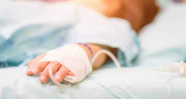 Ο μικρός Αριστοτέλης 1,5 έτους χρειάζεται τη βοήθειά μας