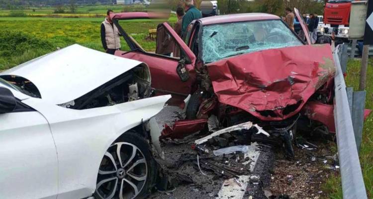 &Chi;&omega;&rho;ί&sigmaf; &delta;ί&pi;&lambda;&omega;&mu;&alpha; &omicron;&delta;&eta;&gamma;&omicron;ύ&sigma;&epsilon; &omicron; &pi;&alpha;&tau;έ&rho;&alpha;&sigmaf; &tau;&omicron;&upsilon; 3&chi;&rho;&omicron;&nu;&omicron;&upsilon; &pi;&omicron;&upsilon; &sigma;&kappa;&omicron;&tau;ώ&theta;&eta;&kappa;&epsilon; &sigma;&epsilon; &tau;&rho;&omicron;&chi;&alpha;ί&omicron; &sigma;&tau;&eta;&nu; &Kappa;&alpha;&beta;ά&lambda;&alpha;